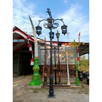 Tiang Lampu Taman Jalan Sate Maung Bandung 