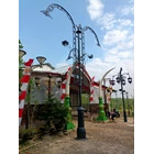 Classic Decorative Shades Garden Light Poles 1