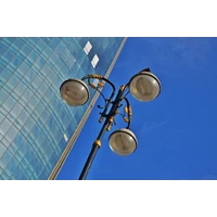 The Advantages Of Classical Light Poles Give Aesthetic Nuances To Garden Light Poles
