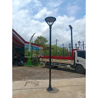 Village Park Street Light Pole