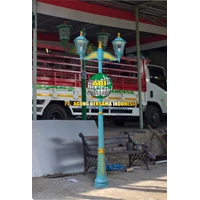 Antique Lamppost Ready Stock