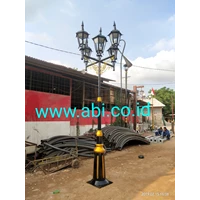 Price of Antique Light Poles 1