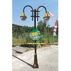 MINIMALIST STREET LAMP POLE 1 1
