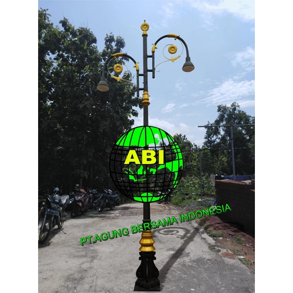 Antique Street Light Pole Model PJU