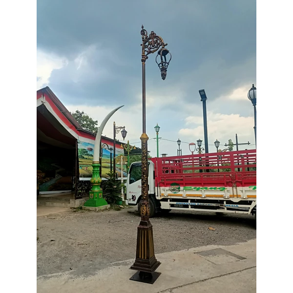 Newest Antique Decorative Light Pole 2023