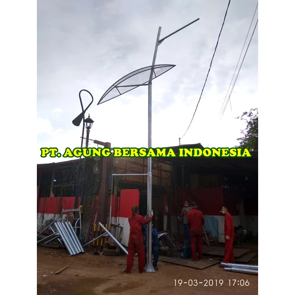 PJU pole 7 meters high