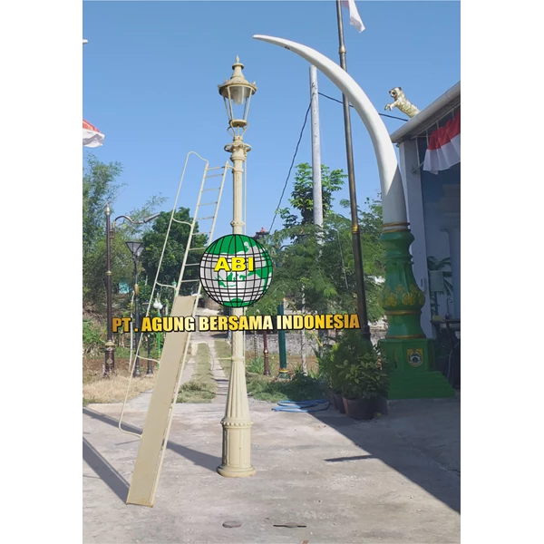 Taman Karimun Java Decorative Light Pole