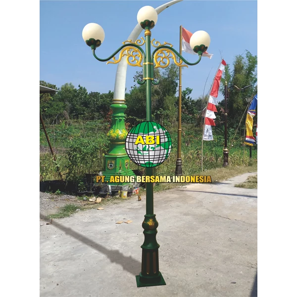 Baka Bukit Raya Park Light Pole